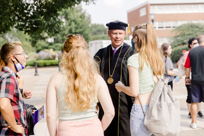 President Kaufman Talking With Students